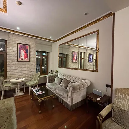Otel Nil Center *