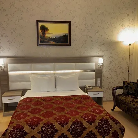 Otel Nil Center *