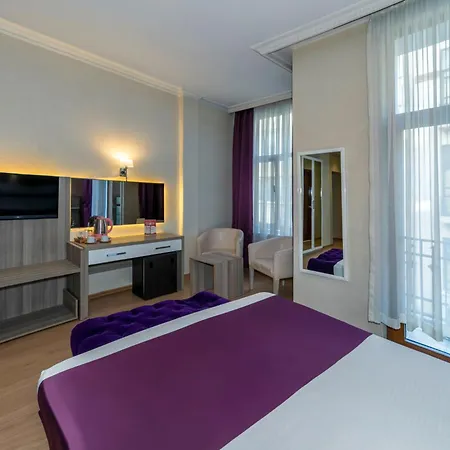Otel Nil Center *