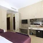 Nil Center ホテル